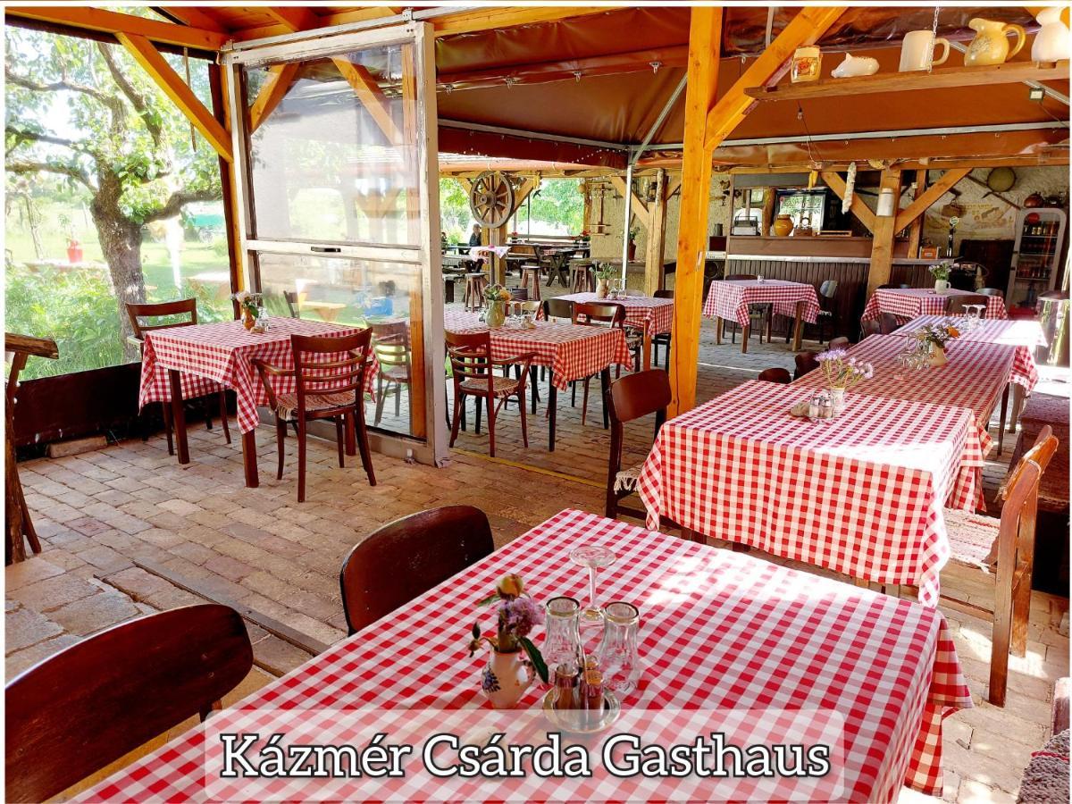 Kazmer Szallas - Gasthaus Varbalog Kültér fotó